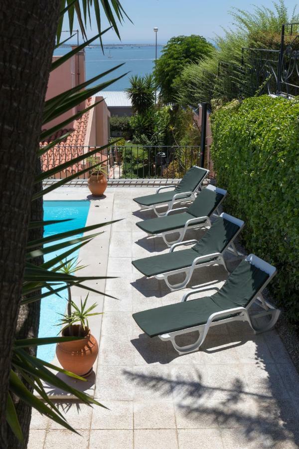 Apartamento Com Piscina Cruz Quebrada Luaran gambar